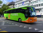 Flixbus Reisebus - Mercedes Tourismo unterwegs in der Stadt Luzern am 27.07.2023