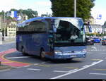 Reisebus - Mercedes Travego unterwegs in der Stadt Luzern am 27.07.2023