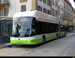 TransN - Hess Trolleybus (Lightram 19 DC) Nr.174  NE 209174 unterwegs auf der Linie 102 in der Stadt Neuchâtel am 28.01.2024