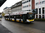 Verkehrsbetriebe Schaffhausen - Trolleybus Nr.103 bei der zufahrt zu den Bushaltestellen vor dem Bahnhof in Schaffhausen am 25.10.2016