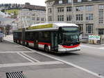 VBSG - Trolleybus Nr.184 unterwegs auf der Linie 5 vor dem Bahnhof bei den Bushaltestellen in St.Gallen am 09.03.2018