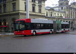 Stadtbus Winterthur - Hess Trolleybus Nr.105 unterwegs bei leichtem Schneefall in Winterthur am 2023.01.22