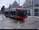 Stadtbus Winterthur - Hess Trolleybus Nr.117 unterwegs bei leichtem Schneefall in Winterthur am 2023.01.22