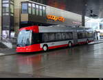 Stadtbus Winterthur - Hess Trolleybus Nr.131 unterwegs bei leichtem Schneefall in Winterthur am 2023.01.22