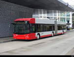 Stadtbus Winterthur - Hess Trolleybus Nr.114 unterwegs auf der Linie 3 bei den Bushaltestellen vor dem Bahnhof in Winterthur am 11.02.2024