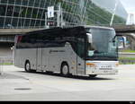 Reisebus - Setra S 415 GT-HD beim Flughafen Zürich am 13.05.2023