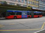 Mercedes Citaro Gelenkbus wartet noch brav, bis ich abgedrckt habe... Bahnhofplatz Biel/Bienne, 23. Mai 2009, 11:23