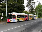 tpg - Trolleybus Nr.790 mit Werbung für den Flughafen Genf unterwegs auf der Linie 10 in den Strassen von Genf am 04.06.2016