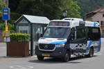 AM 5568, Mercedes Benz Sprinter von Autocars Meyers, steht auf dem Busbahnhof in Vianden. 05.2024