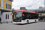 Mercedes eCitaro 62, auf der Linie 3, verlässt am 05.06.2025 die Haltestelle beim Bahnhof Baden.