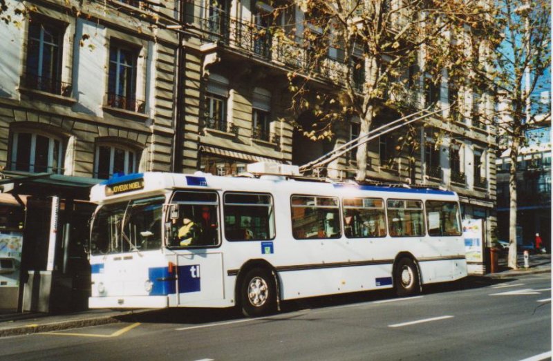 TL Lausanne Nr. 722 FBW/Hess Trolleybus am 22. Dezember 2008 Lausanne, Georgette