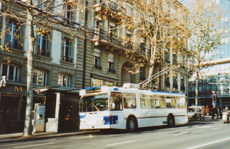 TL Lausanne Nr. 729 FBW/Hess Trolleybus am 22. Dezember 2008 Lausanne, Georgette