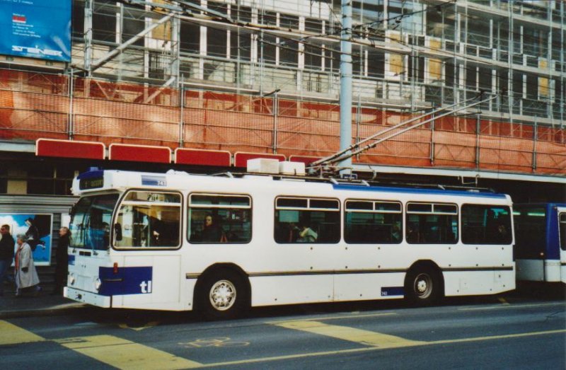 TL Lausanne Nr. 743 FBW/Hess Trolleybus am 22. Dezember 2008 Lausanne, Rue Neuve