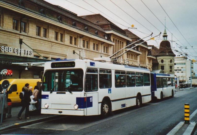 TL Lausanne Nr. 760 NAW/Lauber Trolleybus am 22. Dezember 2008 Lausanne, Bahnhof