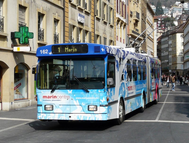 TN - FBW-Hess Trolleybus Nr.162 unterwegs auf der Linie 1 in der Stadt Neuchtel am 04.04.2009