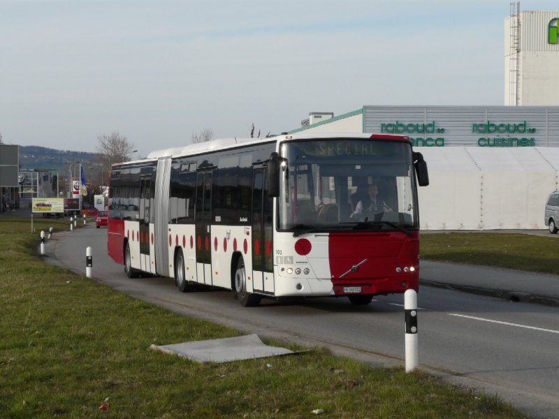 tpf - Volvo  8700  Gelenkbus Nr.101  FR 300222 unterwegs in Bulle auf Extrafahrt am 29.03.2008