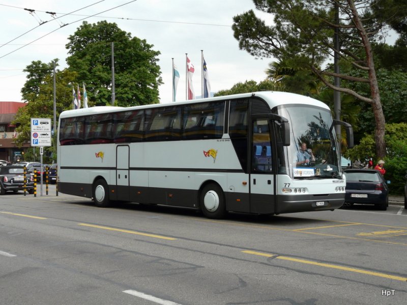 TPG Genf - Neoplan Reisecar N 316SHD  Nr.77  GE 96084 in Montreux am 30.05.2009
