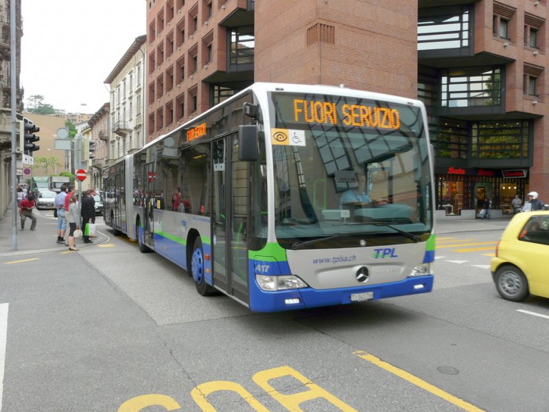 TPL - Mercedes Citaro Gelenkbus Nr.417 TI 141736 unterwegs in der Stadt Lugano am 13.05.2009