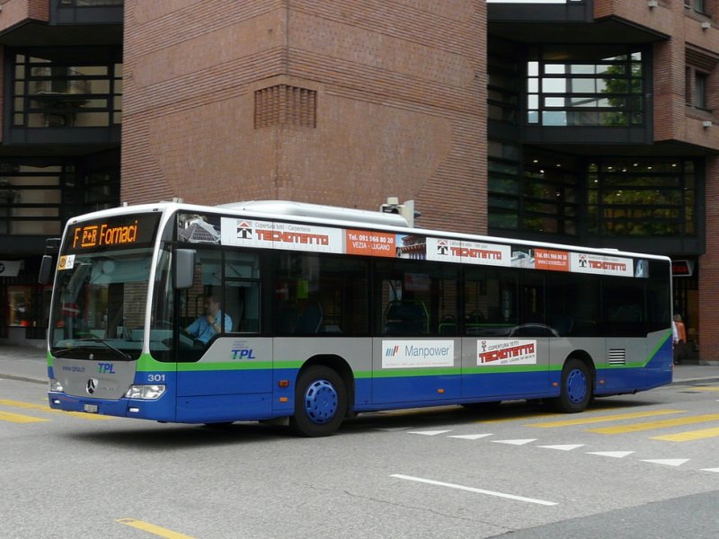 TPL - Mercedes Citaro  Nr.301  TI 207001 unterwegs in der Stadt Lugano am 13.05.2009