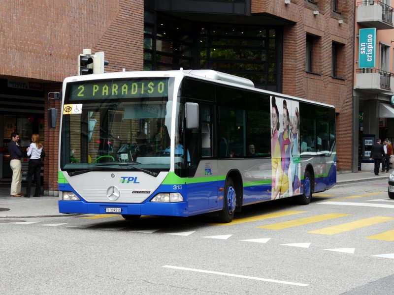 TPL - Mercedes Citaro Nr.313 TI 309511 unterwegs auf der Linie 2 in der Stadt Lugano am 13.05.2009