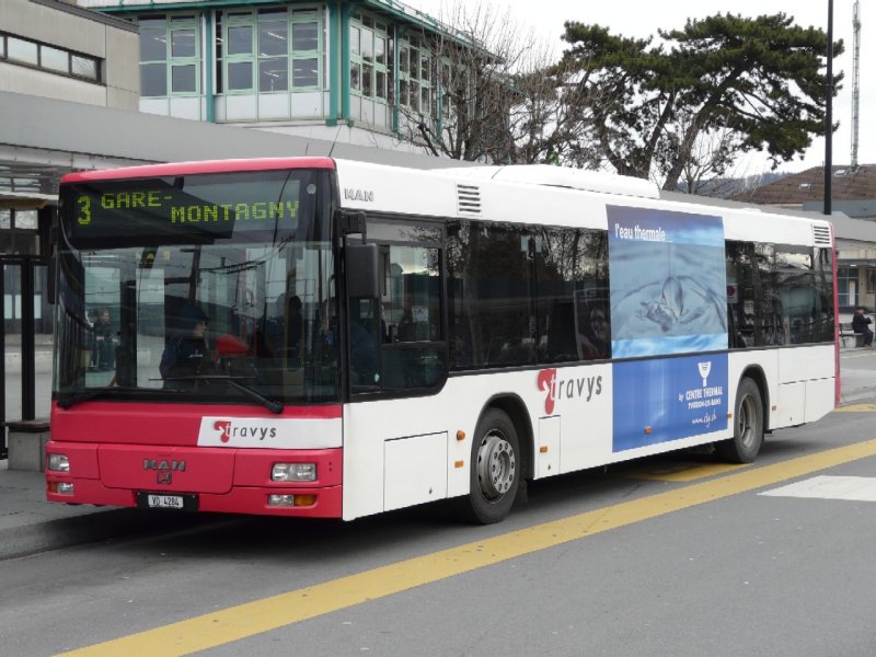 travys - MAN Bus VD 4284 eingeteilt auf der Linie 3 Gare - Montagny beim Busbahnhof in Yverdon les Bains am 19.01.2008