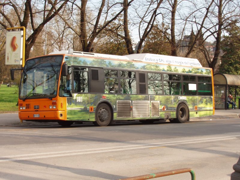 Van Hool A300CNG 305 der AIM Vicenza.