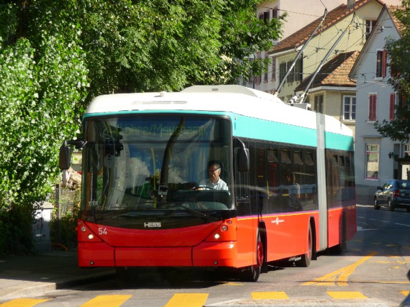 VB Biel - Hess-Swisstrolleybus BGT-N2C Nr.54 unterwegs auf der Linie 4 am 03.08.2008
