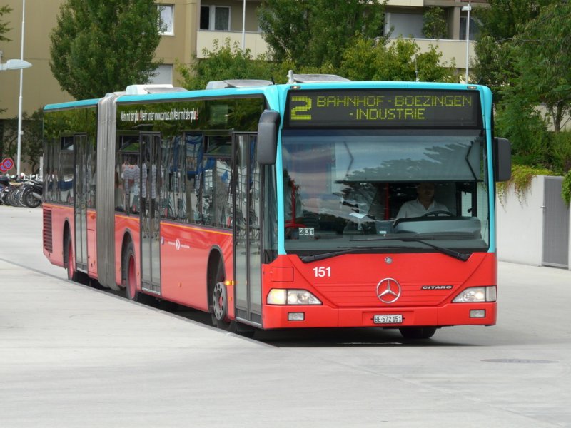 VB Biel - Mercedes Citaro Nr.151  BE 572151 unterwegs auf der Linie 2 bei der Busahltestelle Schifflndte am 04.07.2009