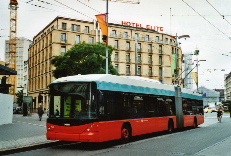 VB Biel Nr. 58 Hess/Hess Gelenktrolleybus am 8. Juni 2009 Biel, Guisanplatz