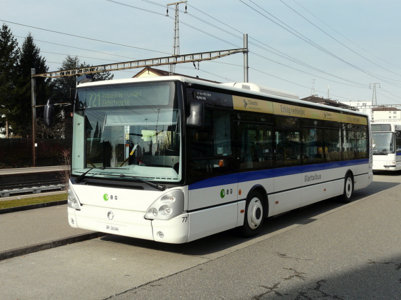 VBG - Renault IRISBUS Nr.77 ZH 26344 unterwegs auf der Linie 721 in Schwerzenbach am 14.03.2009