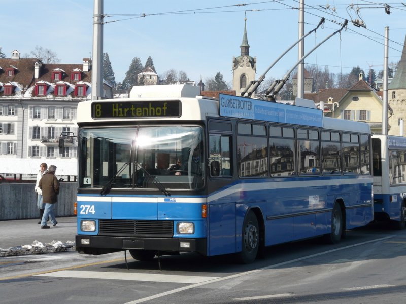 VBL - NAW-Hess Trolleybus Nr.274 unterwegs auf der Linie 8 in Luzern am 15.02.2009