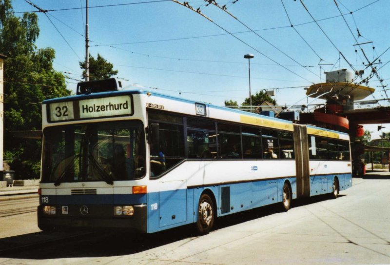 VBZ Zrich Nr. 118 Mercedes O 405GTZ am 17. Juni 2009 Zrich, Bucheggplatz