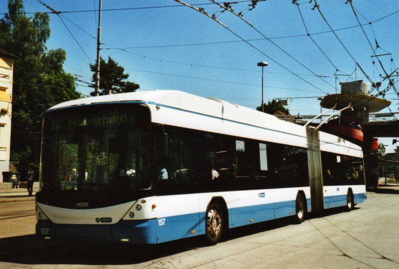 VBZ Zrich Nr. 157 Hess/Vossloh Gelenktrolleybus am 17. Juni 2009 Zrich, Bucheggplatz