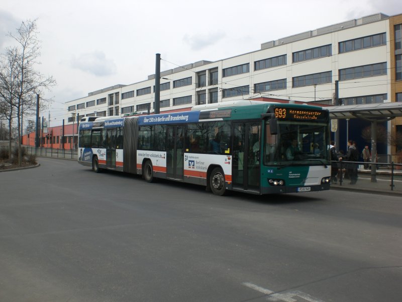 Volvo V7700 auf der Linie 693 nach Hermannswerder Küsselstraße am Hauptbahnhof. 