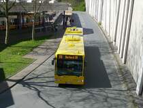 20.04.08,MB-CITARO der EVAG Nr.4522 in Essen-Steele am S-Bahnhof.