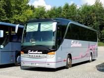 SETRA S415HD von Scheibner-Reisen am Busparkplatz des Stiftes Melk; 130830