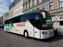 SETRA S 417 GT-HD von Blaguss ist im Einsatz fr den RAPID-Nachwuchs; 130829