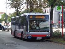 Hochbahn Schnellbus 6909 (Mercedes O 530 II Bj.2009) am 13.09.13 am U-Bahnhof St.Pauli