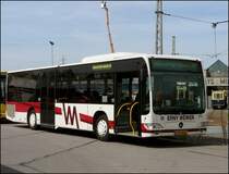 (EW 2800) Dieser Mercedes Benz O 530 � (BJ 2007) der Firma Voyages et Autocars Erny Wewer aus Eschweiler/Junglinster kann auch von gehbehinderten Menschen benutzt werden. 27.04.08