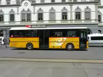 Postauto - Setra S 313 UL  VS 241967 vor dem Bahnhof Brig am 02.09.2013