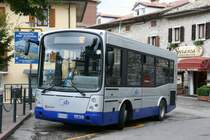 Cacciamali  atv , ital. Hersteller, Zubringerbus zur Wallfahrtskirche Madonna di Corona, Spiazzi in Venezien/Italien 08.09.2013