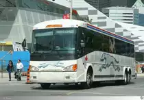 MCI D4500  Greyhound , aufgenommen am 6. September 2013 in Toronto, Ontario / Kanada.