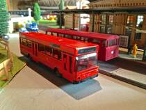 Dieser MAN SL202 von Wiking wurde von mir im original DB-Farbton  verkehrsrot  lackiert und mit dem DB-Logo sowie dem Schriftzug der fiktiven DB-Regiobus-Tochter  Eistal-Bus  versehen.
