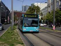 VGF MB Citaro C2 424 am 27.09.13 in Frankfurt auf der Linie 30