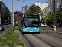 VGF MB Citaro C2 424 am 27.09.13 in Frankfurt auf der Linie 30