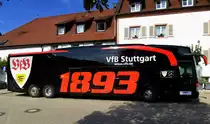 Mercedes-Mannschaftsbus des VfB Stuttgart, zum Pokalspiel in Freiburg, Sept.2013