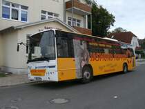 Mit einer Panne stand dieser VOLVO zwei Tage lang wenige Meter vor meiner Haustr.Aufnahme vom 21.September 2013 in Bergen/Rgen.