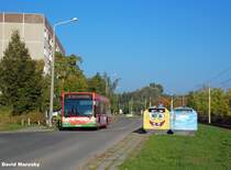 VBBr KOM 535 passiert den Tschirchdamm .