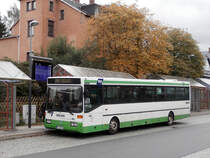 Mercedes-Benz O407 #12-8384 auf der  grne Linie  260 Stollberg - Neuwrschnitz - Oelsnitz - Lugau - Stollberg. Stollberg, Bahnhof. (16.9.2013)