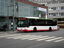 Mercedes-Benz O 530 II (Citaro Facelift) auf der Linie 267 nach Bottrop-Fuhlenbrock Richard-Wagner-Schule an der Haltestelle Bottrop/ZOB Berliner Platz.(5.10.2013)   